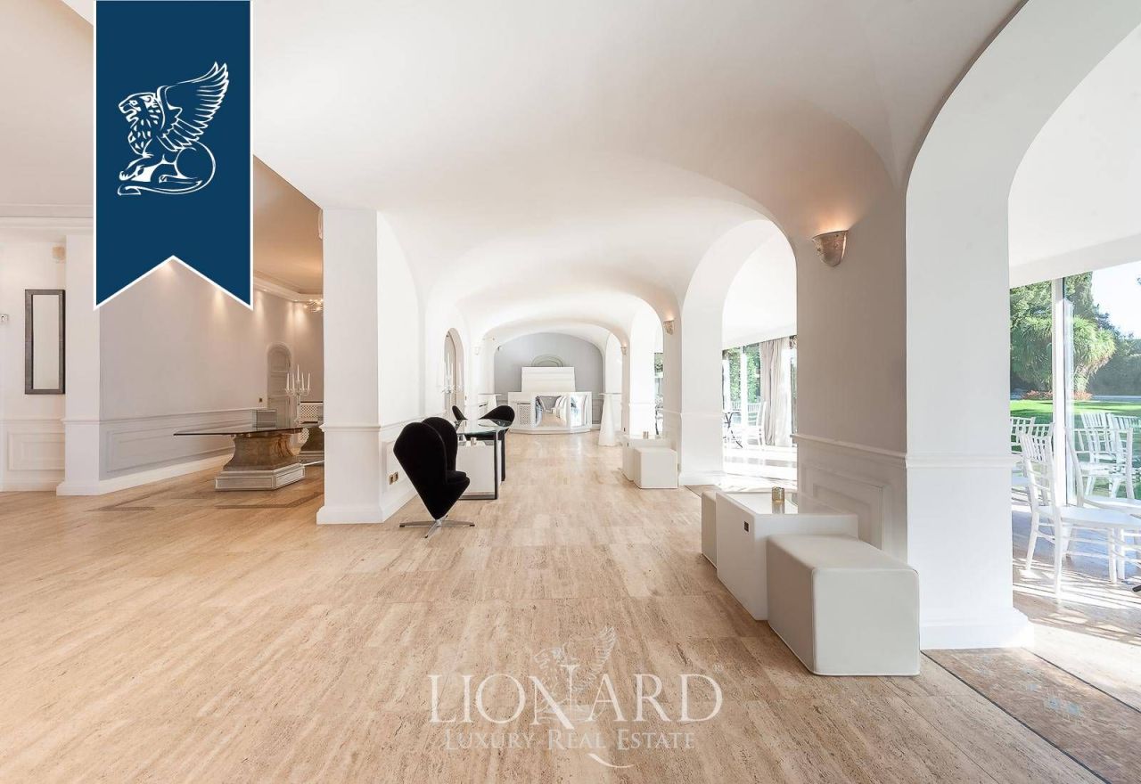 Вилла в Риме, Италия, 860 м² - фото 13