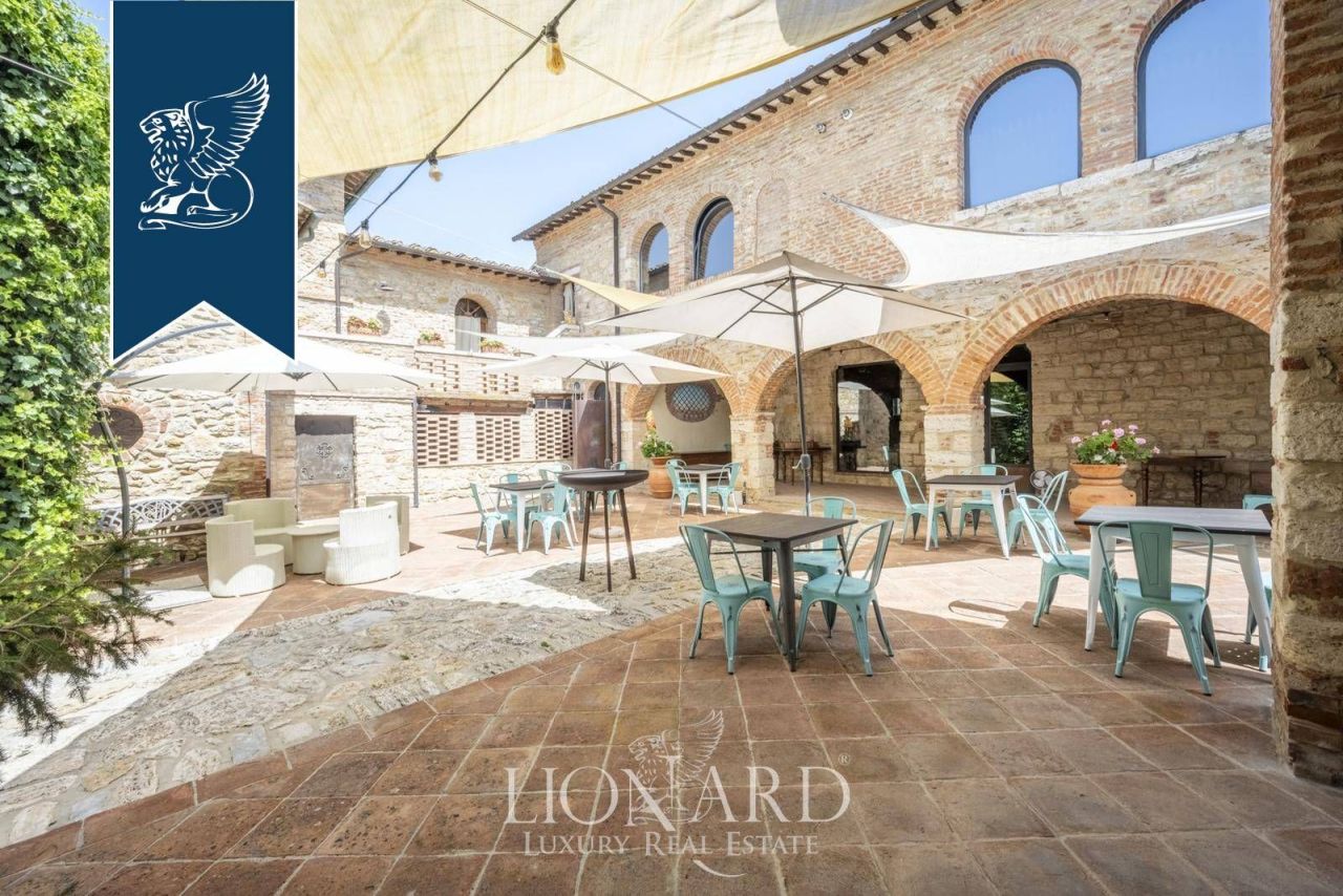 Ферма в Сиене, Италия, 800 м² - фото 13