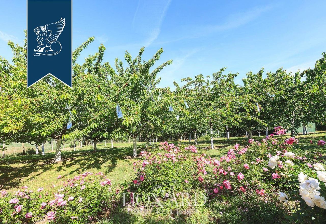 Вилла в Болонье, Италия, 480 м² - фото 13