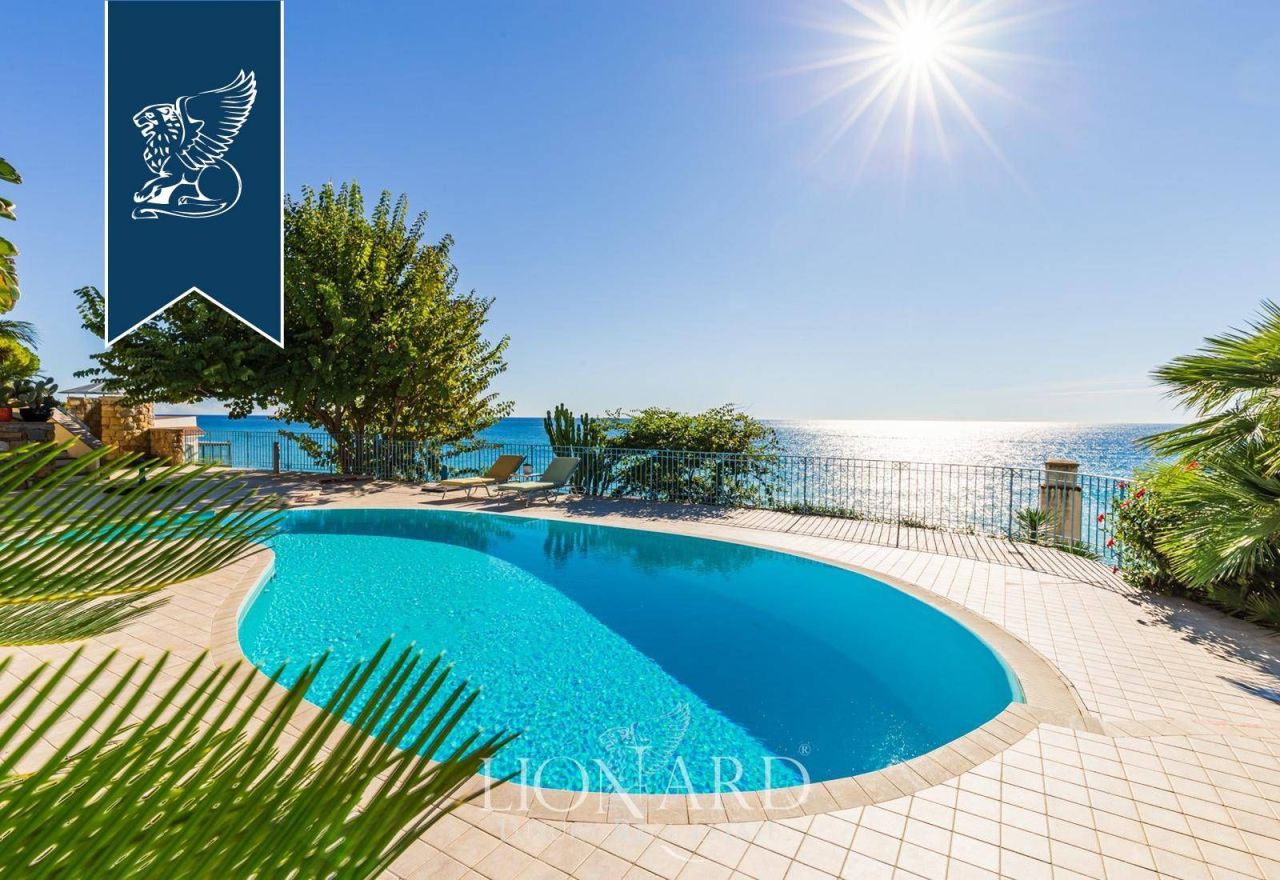 Вилла в Оспедалетти, Италия, 450 м² - фото 13