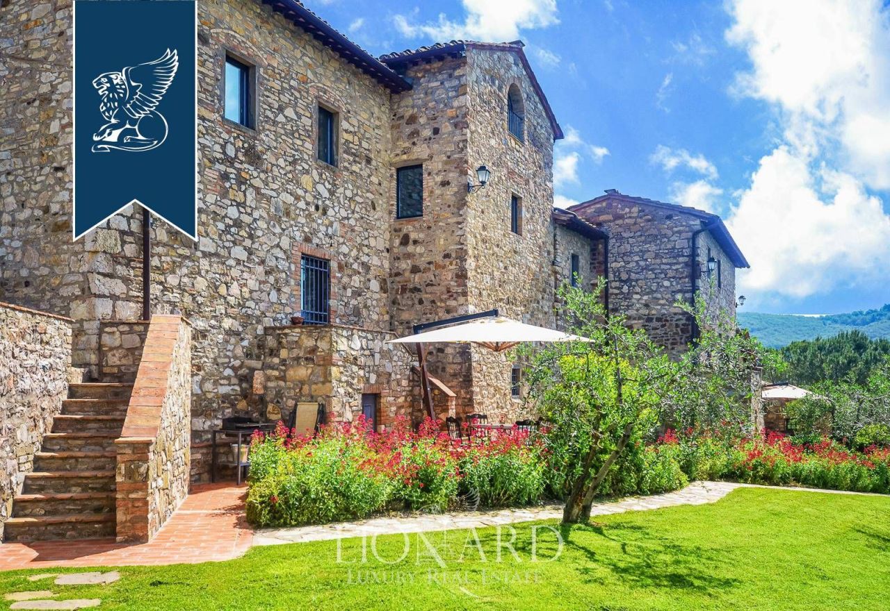 Ферма в Кастеллина-ин-Кьянти, Италия, 1 200 м² - фото 13