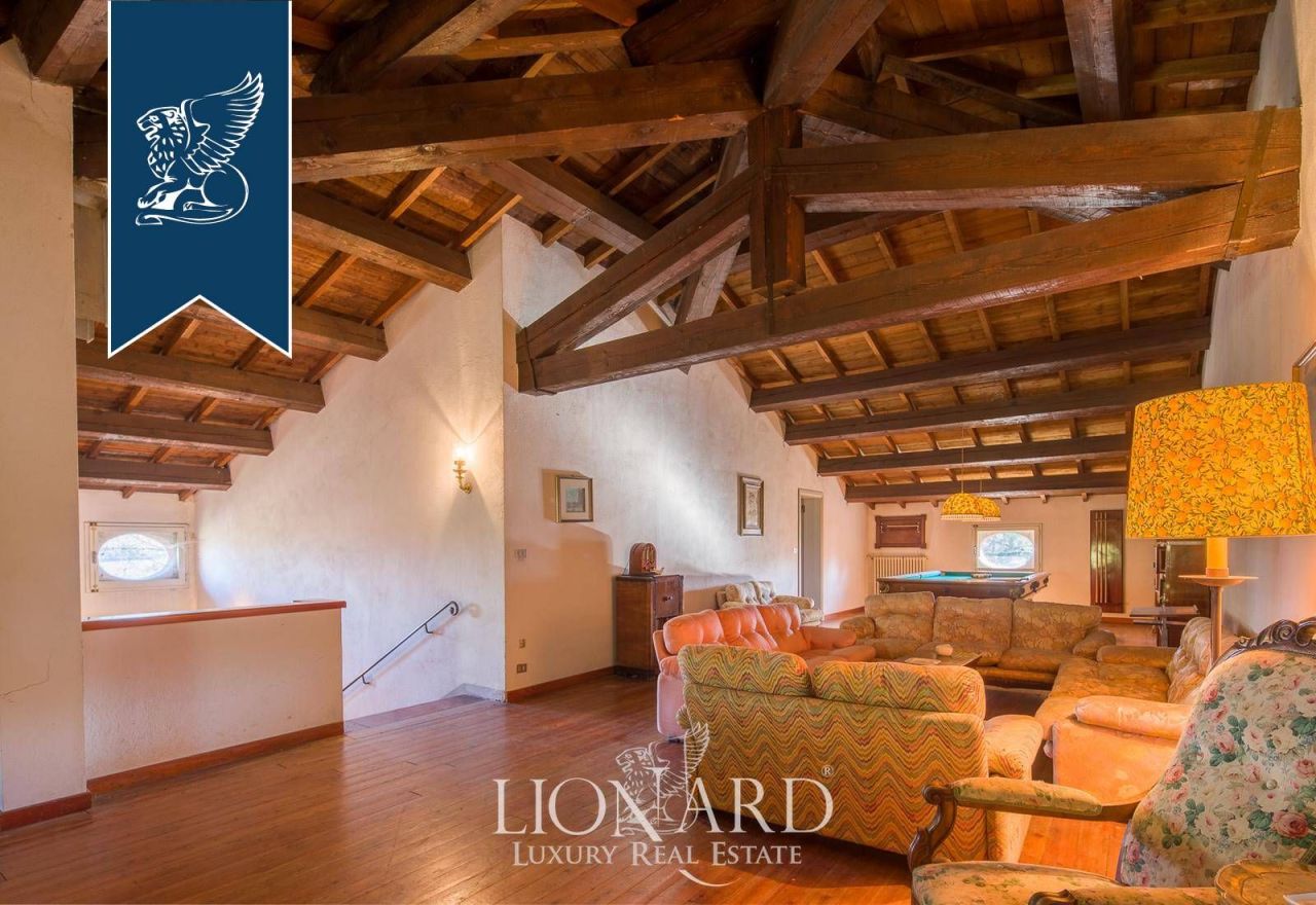 Вилла в Болонье, Италия, 1 000 м² - фото 13