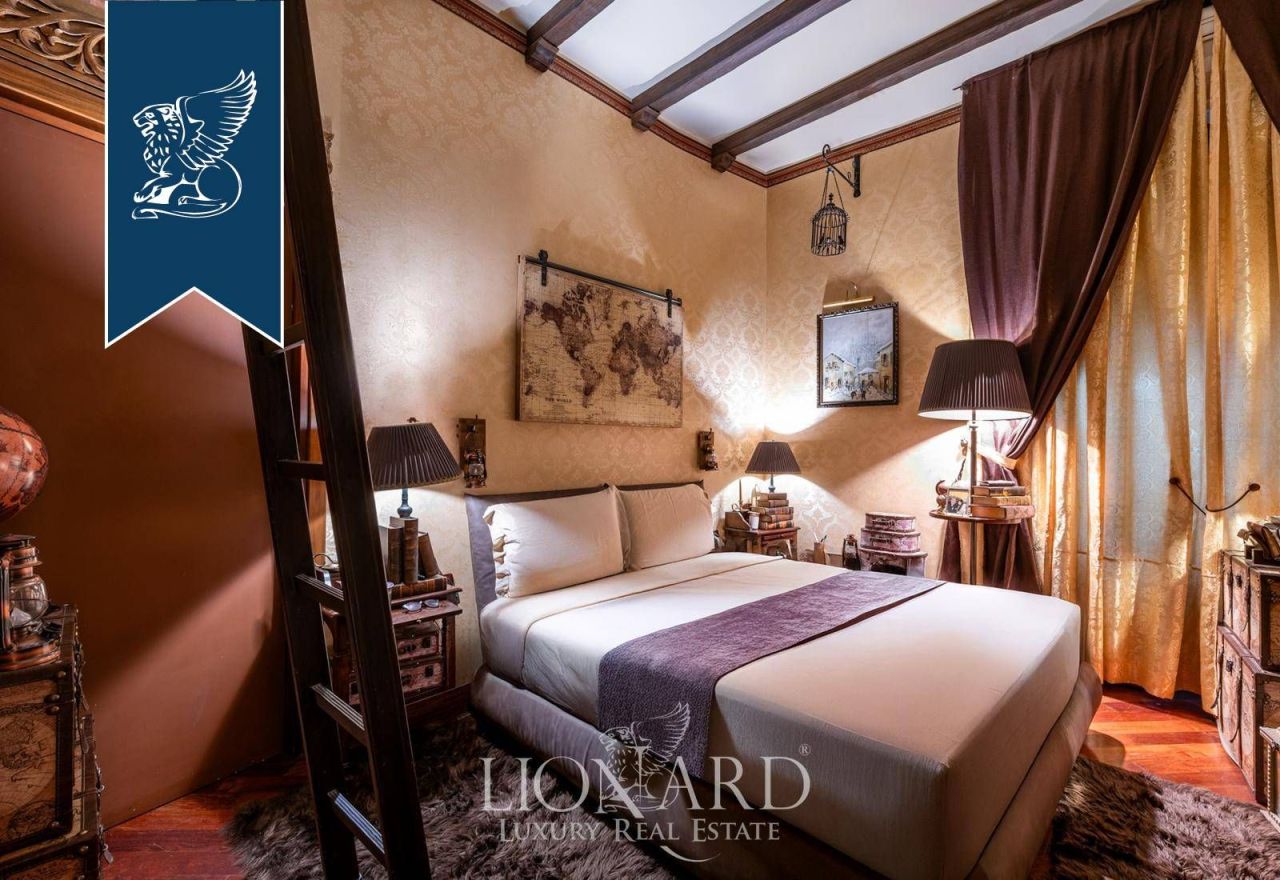 Апартаменты в Милане, Италия, 200 м² - фото 13