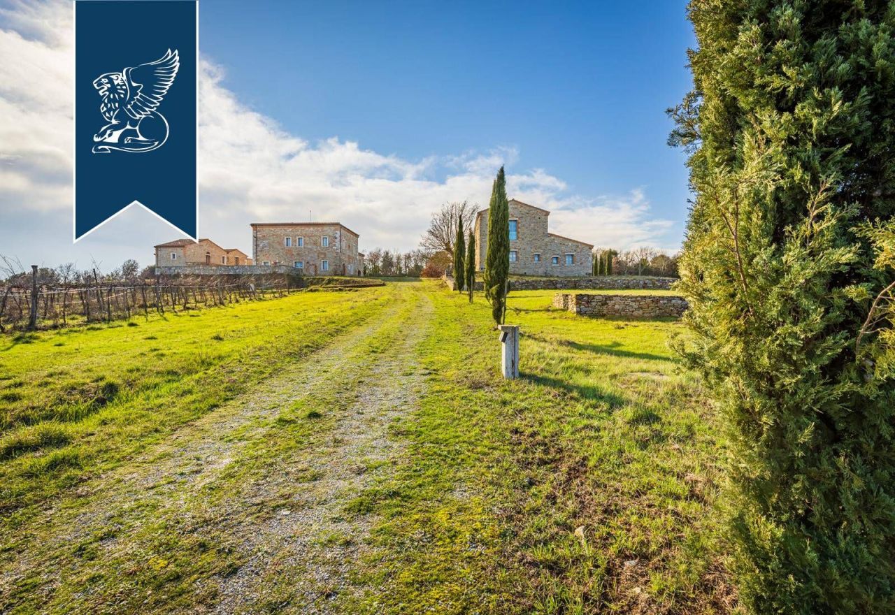 Ферма в Сиене, Италия, 1 400 м² - фото 13