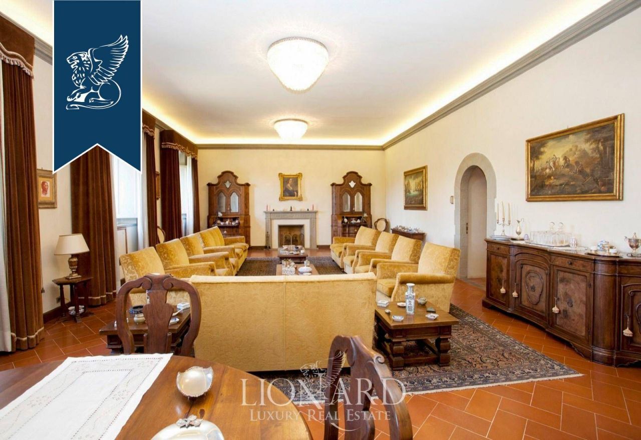 Вилла во Флоренции, Италия, 3 400 м² - фото 13