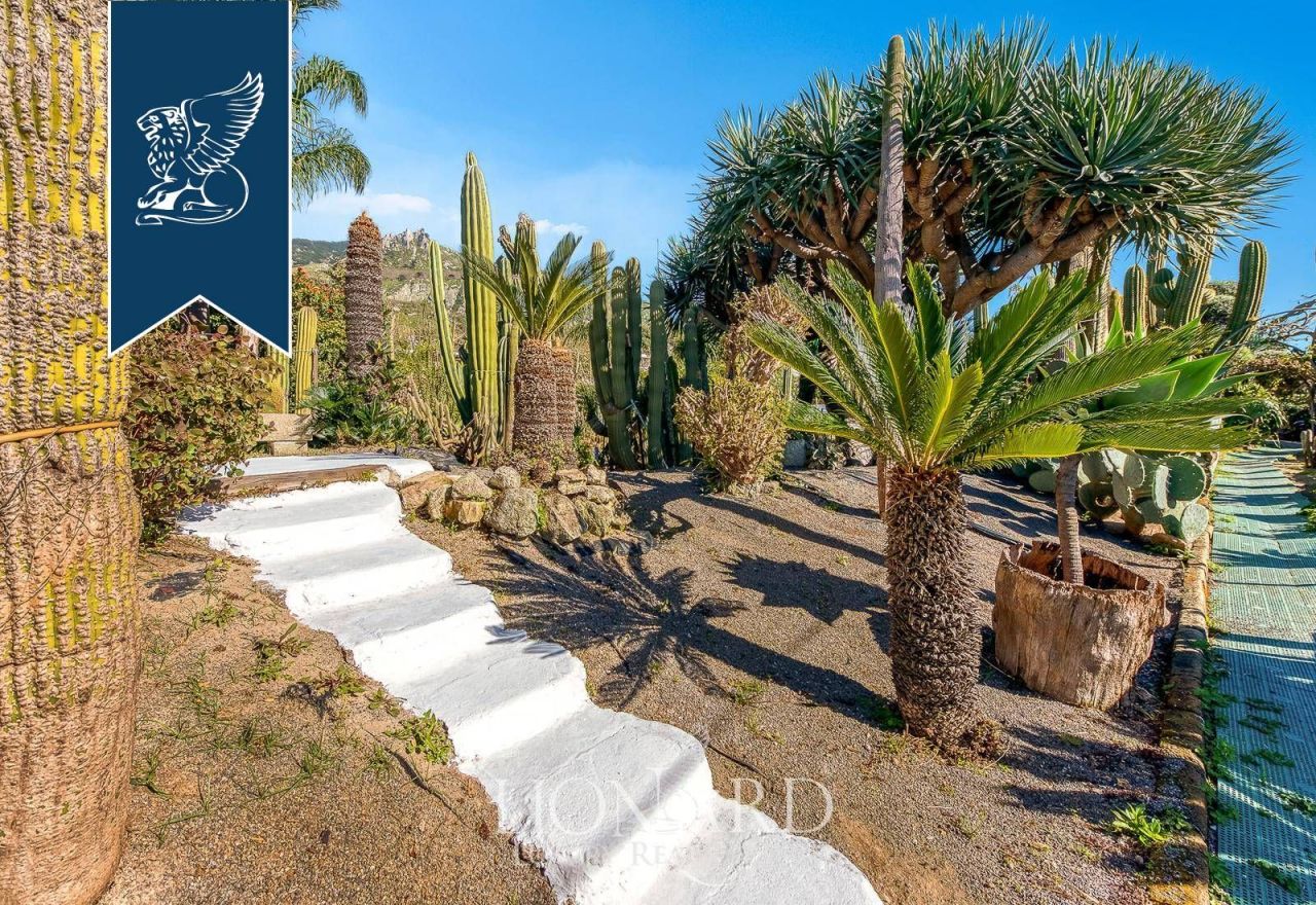 Вилла в Неаполе, Италия, 2 450 м² - фото 13