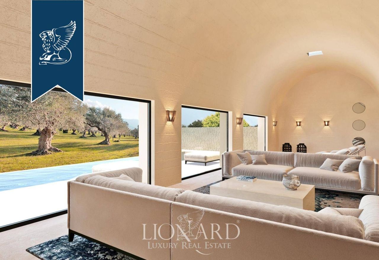 Ферма в Таранто, Италия, 1 200 м² - фото 13