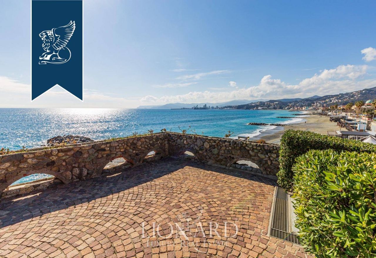 Вилла в Савоне, Италия, 600 м² - фото 13