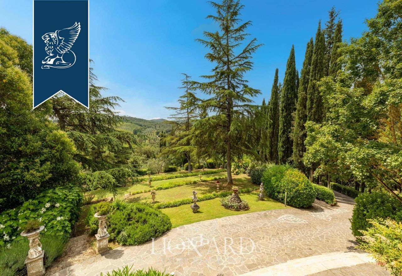 Вилла в Ареццо, Италия, 550 м² - фото 13