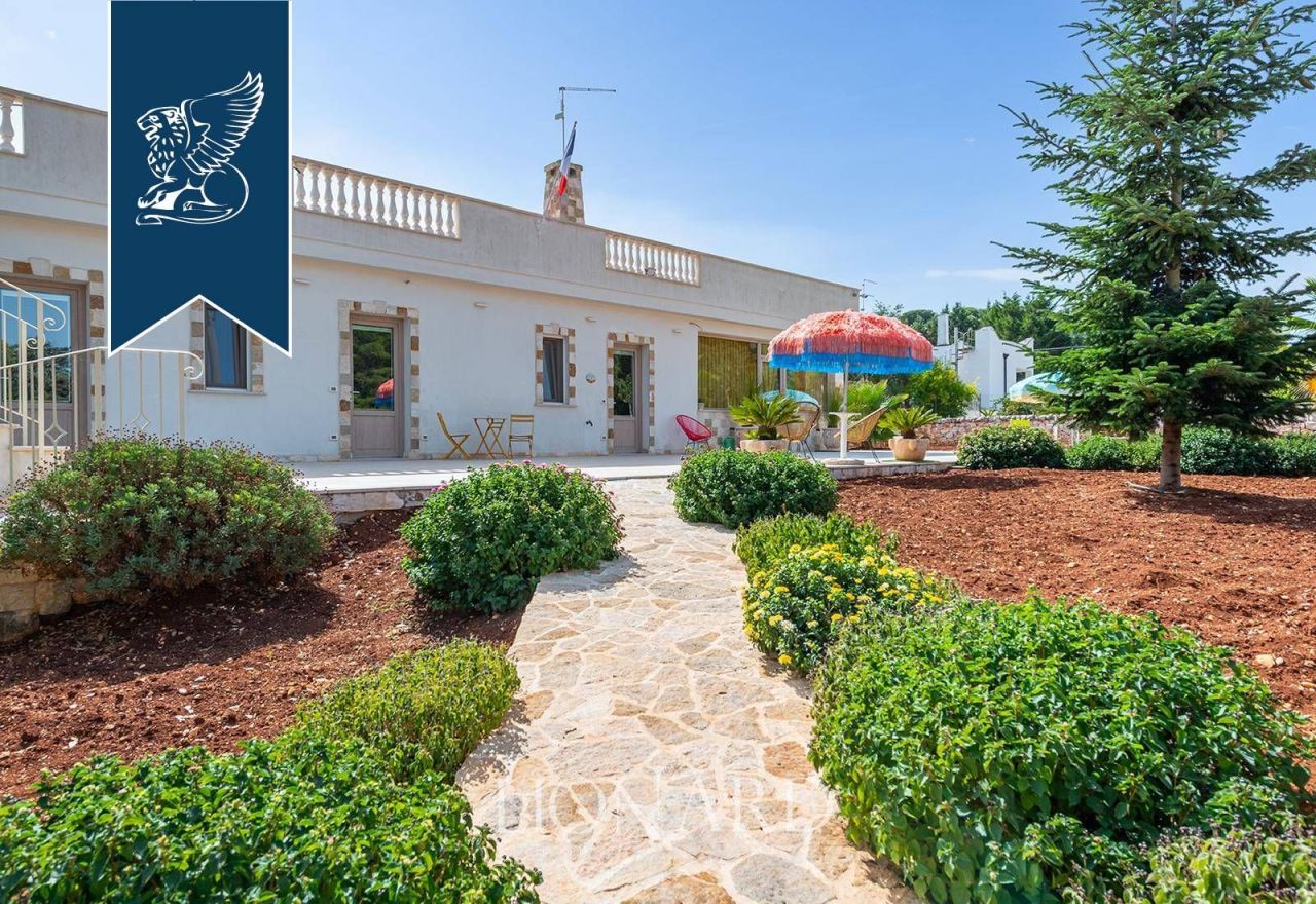 Вилла в Остуни, Италия, 500 м² - фото 13