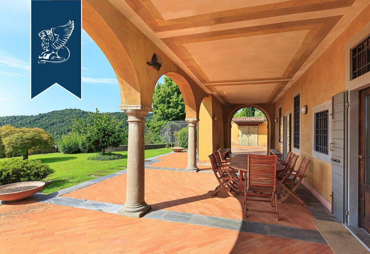 Вилла в Бергамо, Италия, 1 500 м² - фото 13