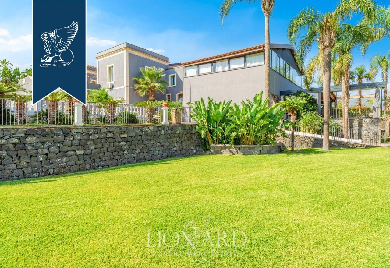 Вилла в Ачиреале, Италия, 1 800 м² - фото 12