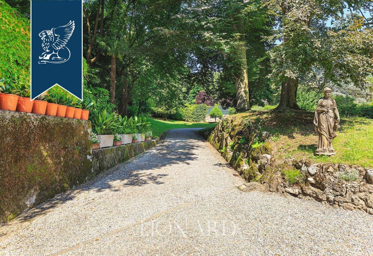 Вилла в Комо, Италия, 5 000 м² - фото 12