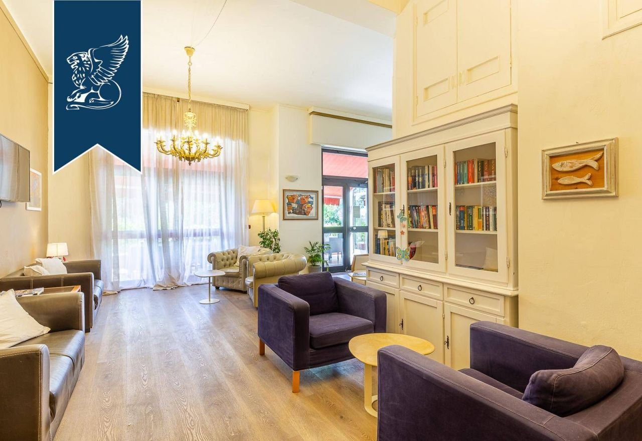 Отель, гостиница в Леричи, Италия, 1 400 м² - фото 12