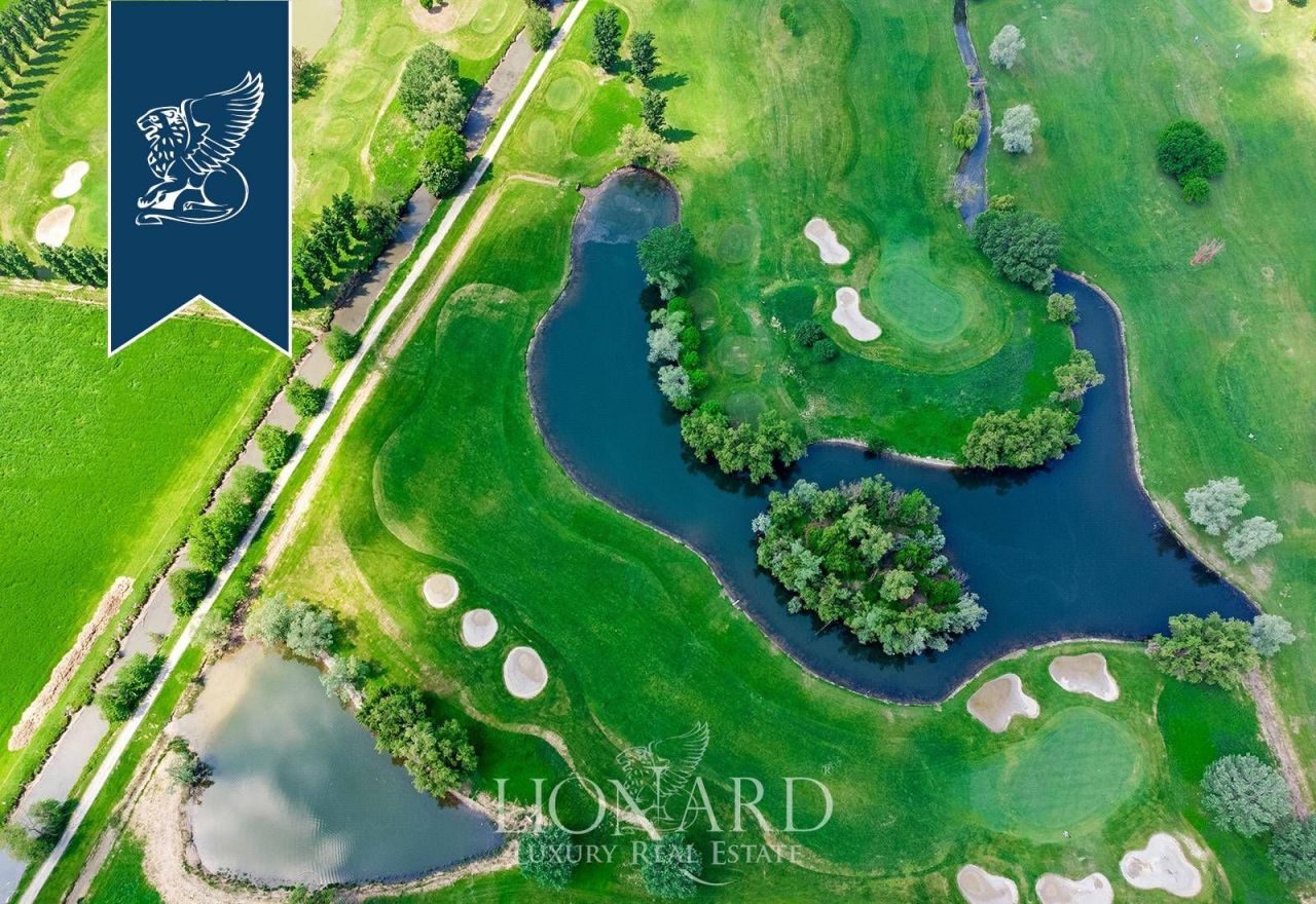 Вилла в Кремоне, Италия, 19 000 м² - фото 12