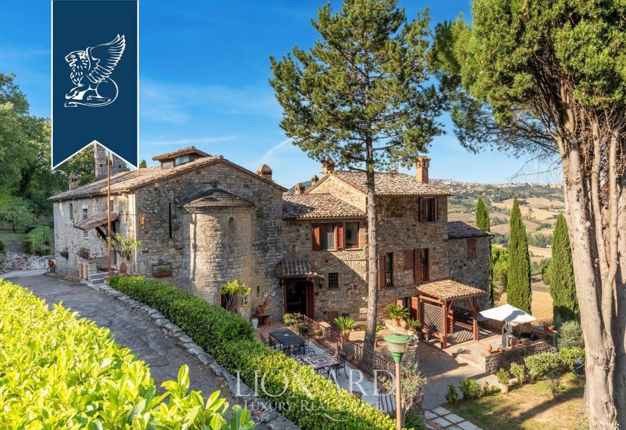 Вилла в Тоди, Италия, 850 м² - фото 12