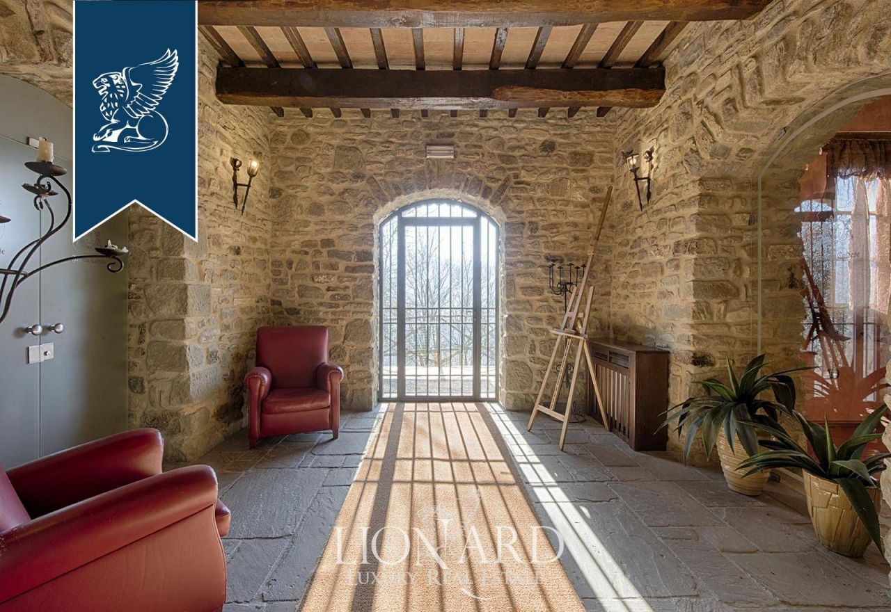 Ферма в Ареццо, Италия, 2 385 м² - фото 13