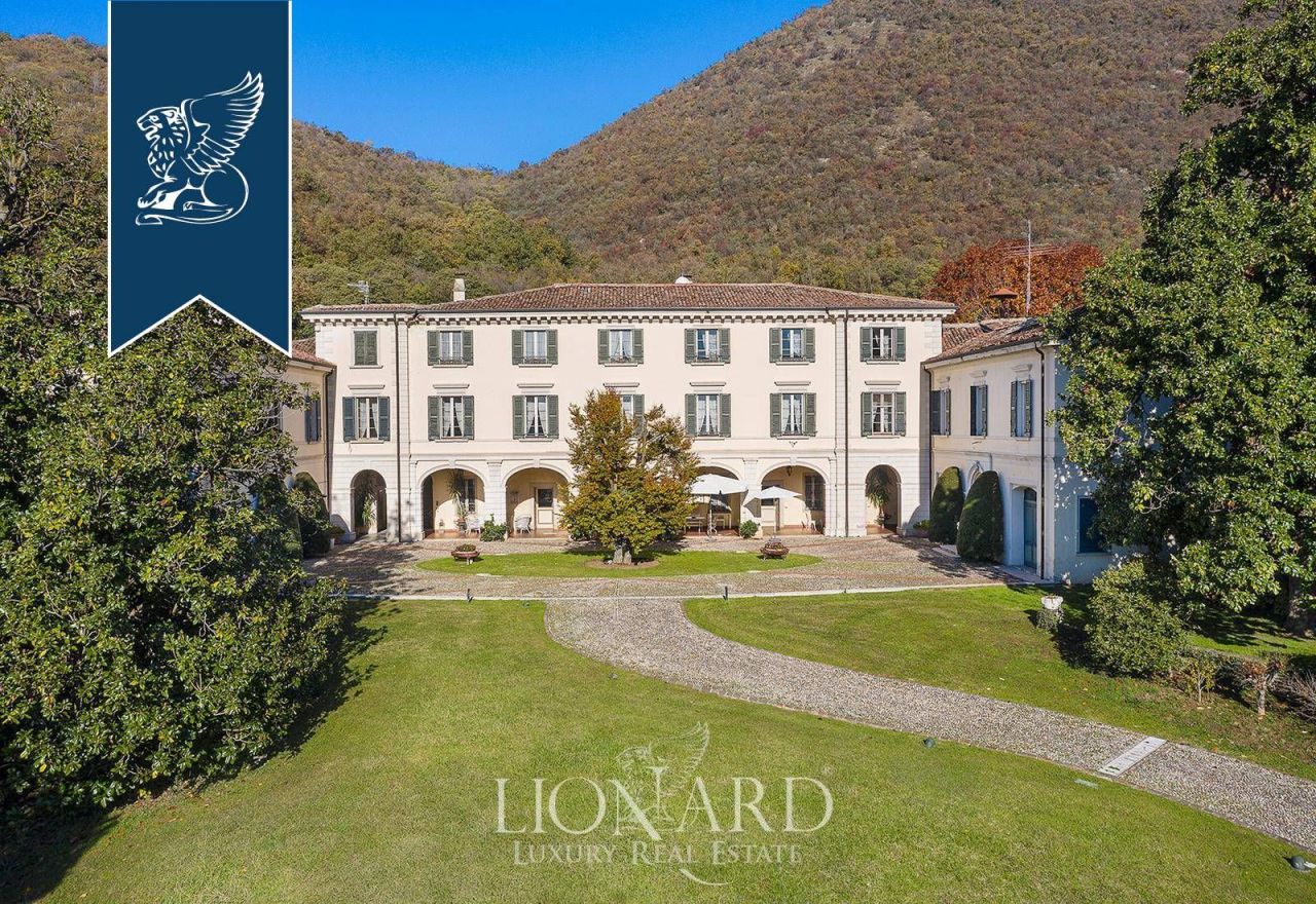 Вилла в Брешии, Италия, 3 500 м² - фото 12