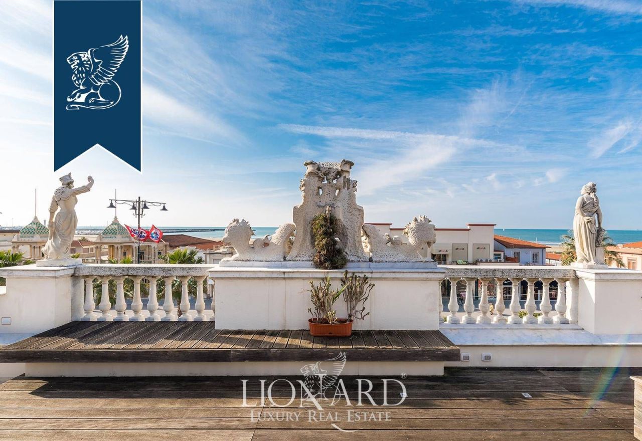 Апартаменты в Виареджо, Италия, 400 м² - фото 12