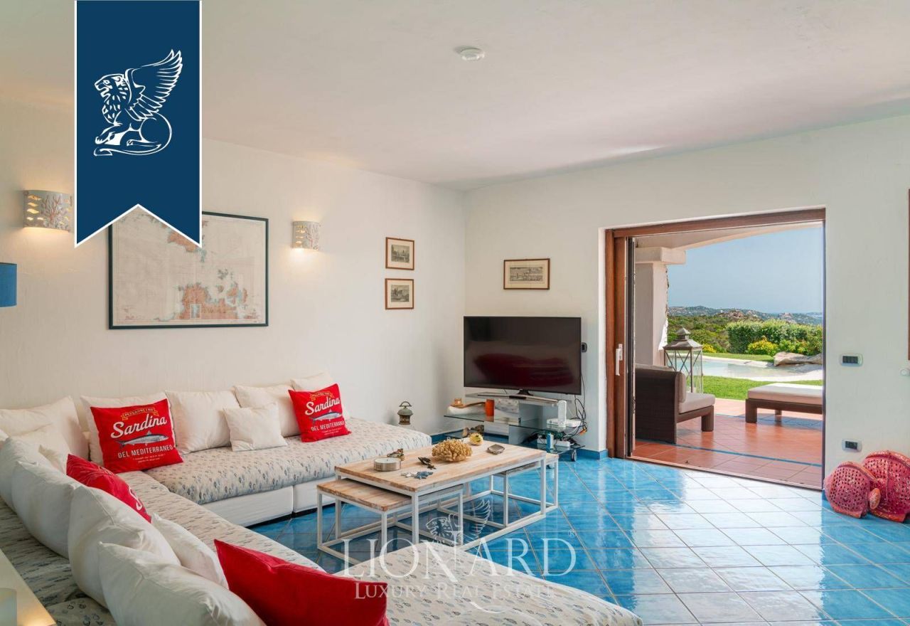 Вилла в Палау, Италия, 200 м² - фото 12