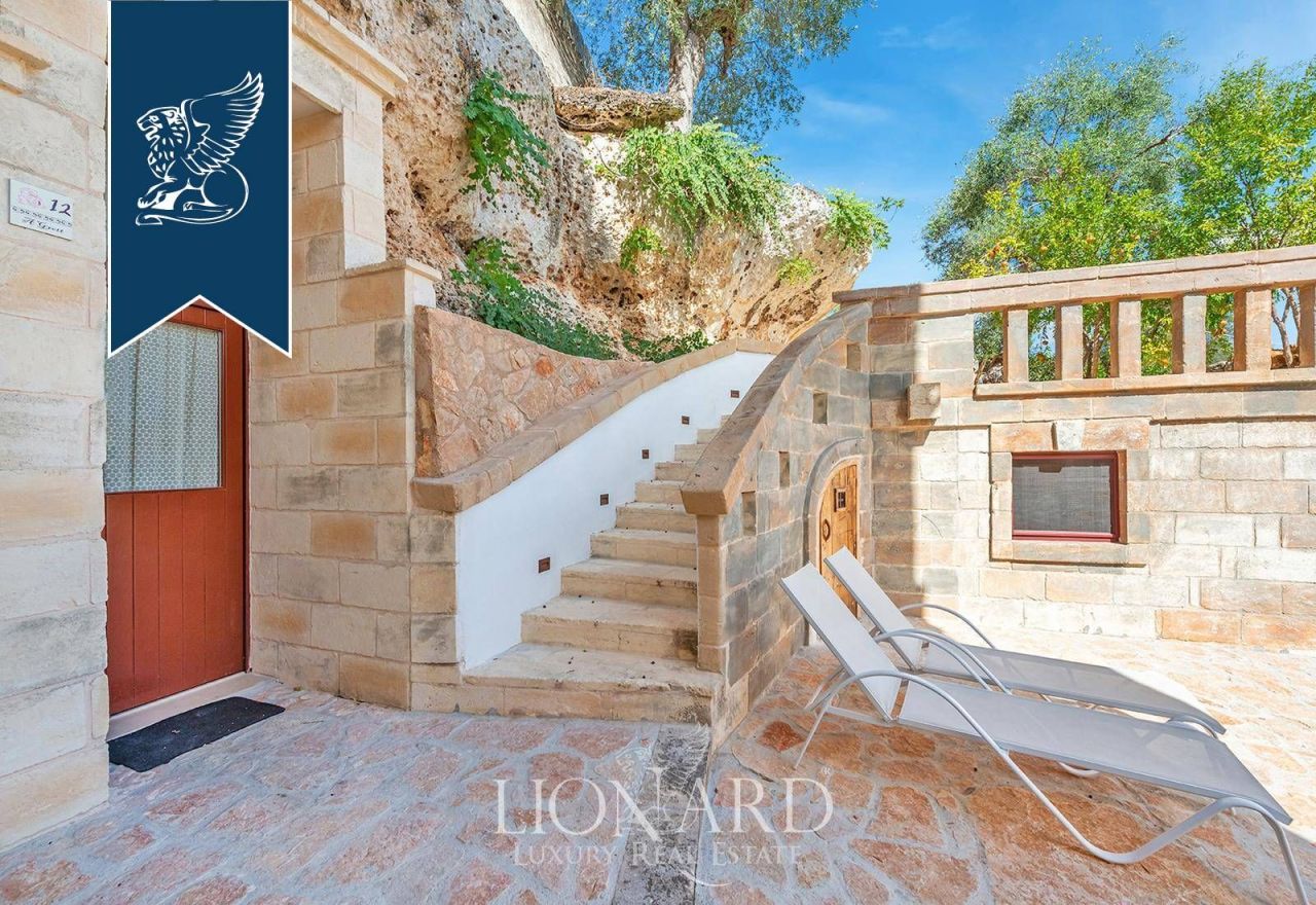 Ферма в Фазано, Италия, 1 500 м² - фото 12