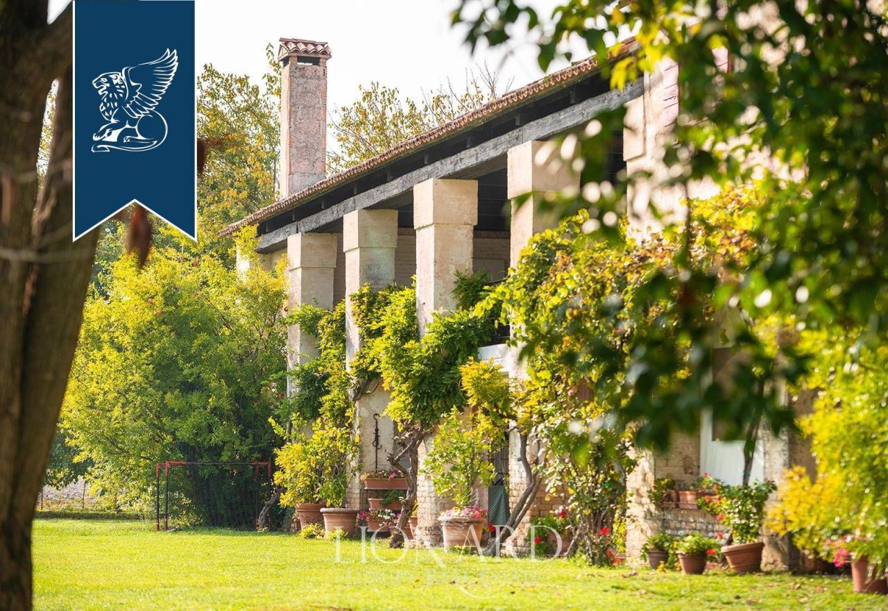 Ферма в Тревизо, Италия, 900 м² - фото 12