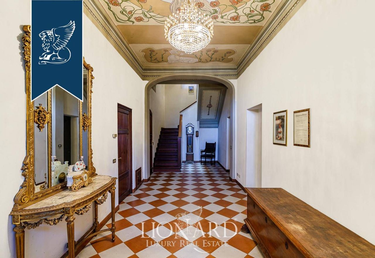 Вилла в Камайоре, Италия, 550 м² - фото 12