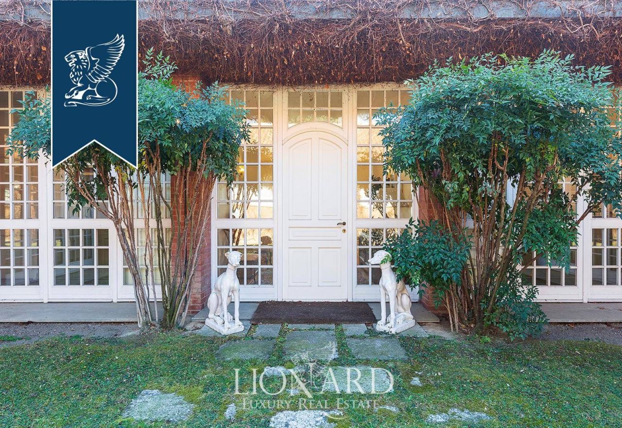 Вилла в Комо, Италия, 6 670 м² - фото 12