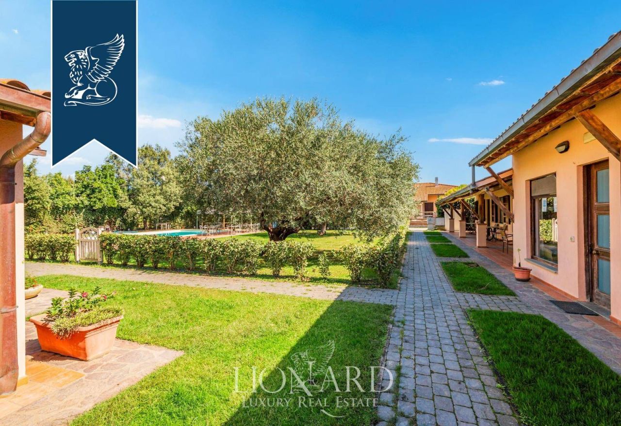 Ферма в Орбетелло, Италия, 898 м² - фото 12