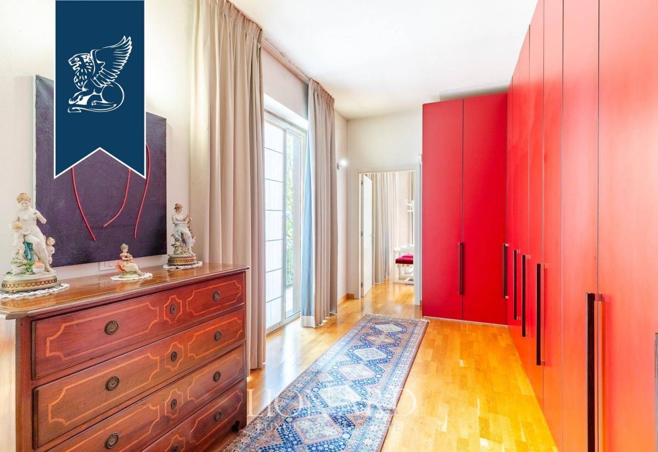 Вилла в Асти, Италия, 2 000 м² - фото 13