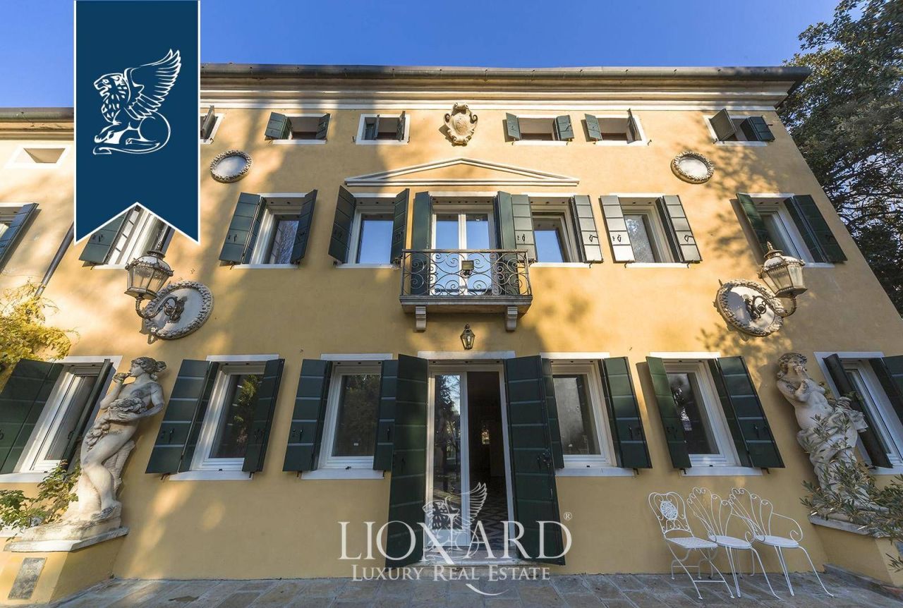 Вилла в Венеции, Италия, 750 м² - фото 14