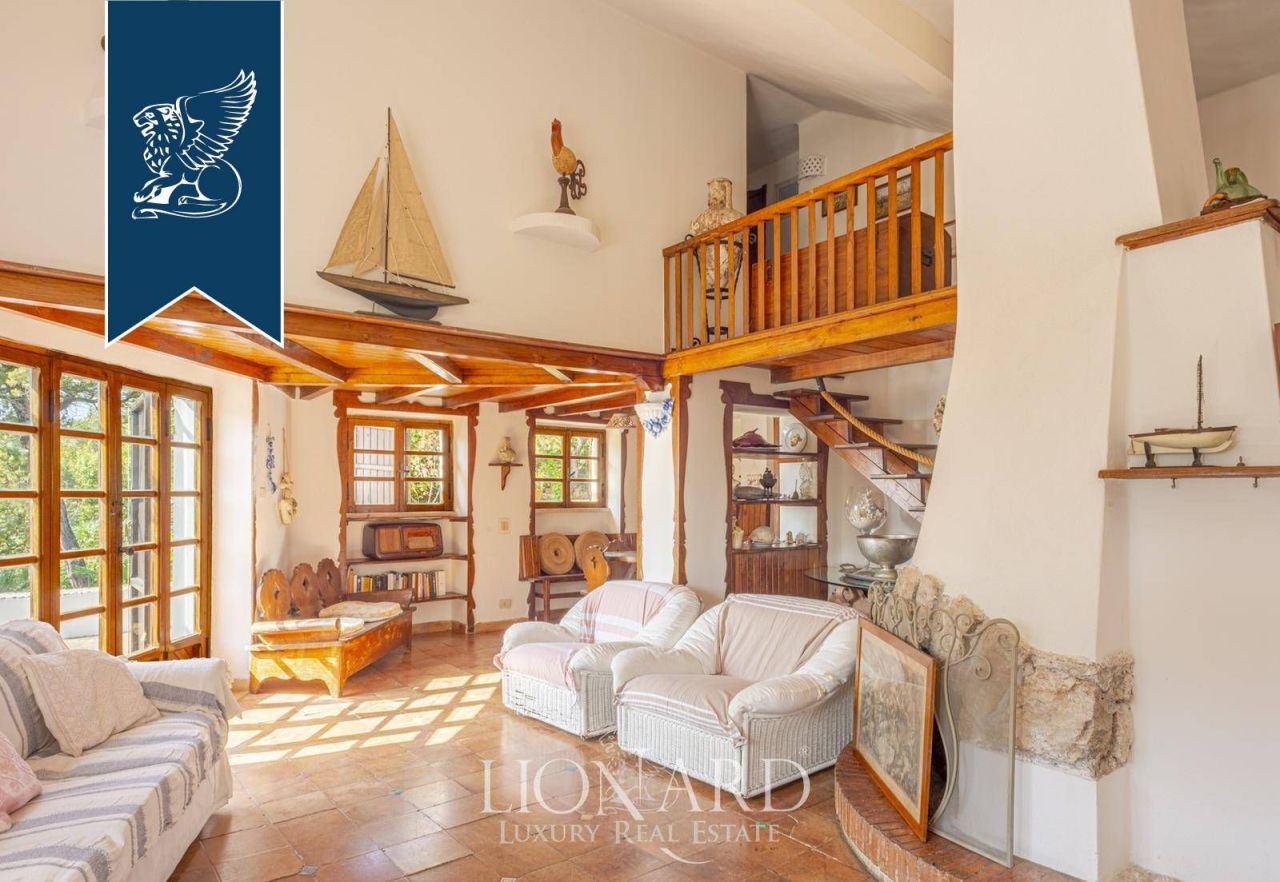 Вилла в Сан-Феличе-Чирчео, Италия, 240 м² - фото 14