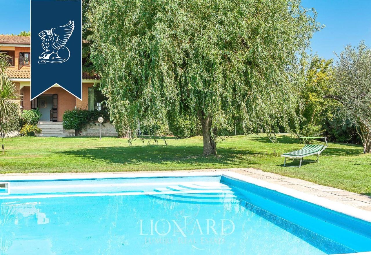 Вилла в Риме, Италия, 450 м² - фото 14