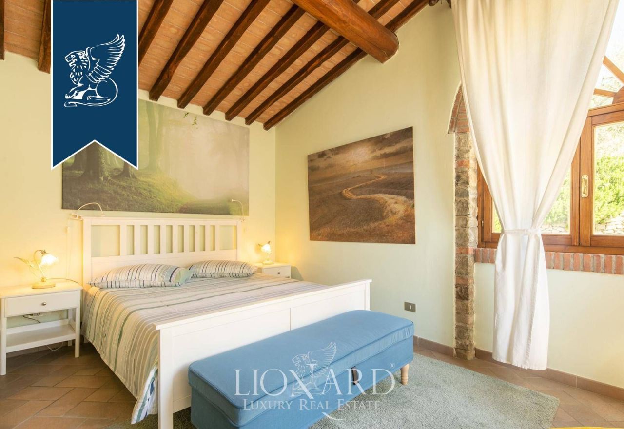 Ферма в Ареццо, Италия, 350 м² - фото 14