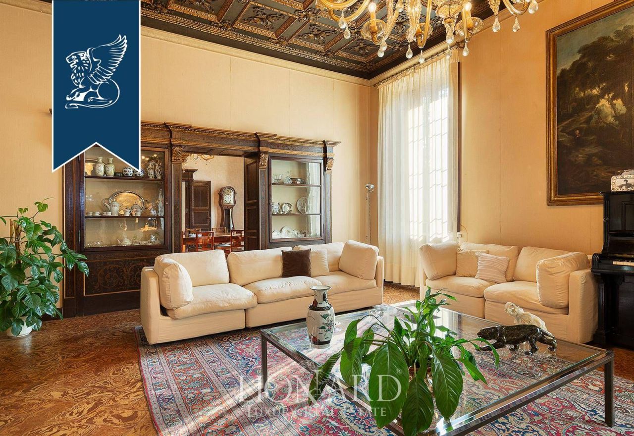 Вилла в Кремоне, Италия, 1 850 м² - фото 14