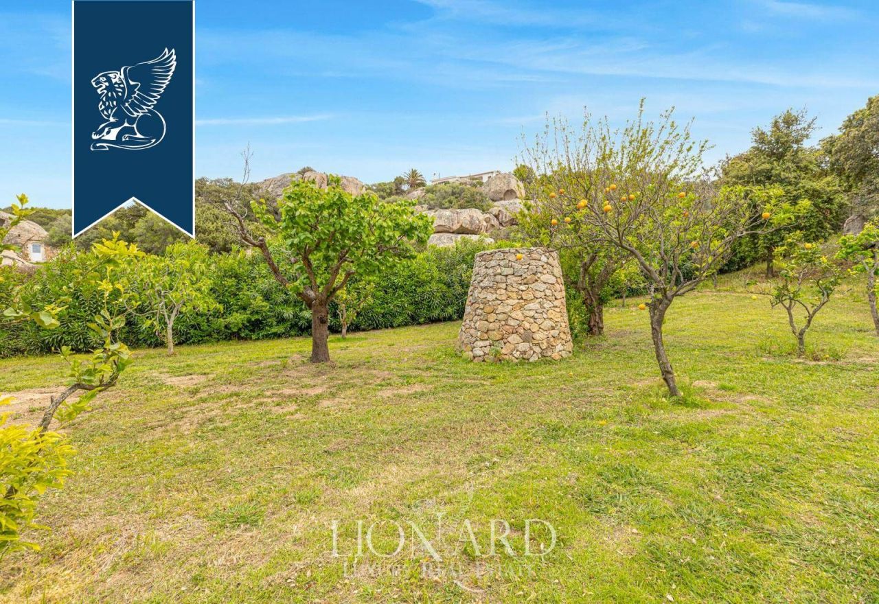 Вилла в Порто Черво, Италия, 230 м² - фото 14