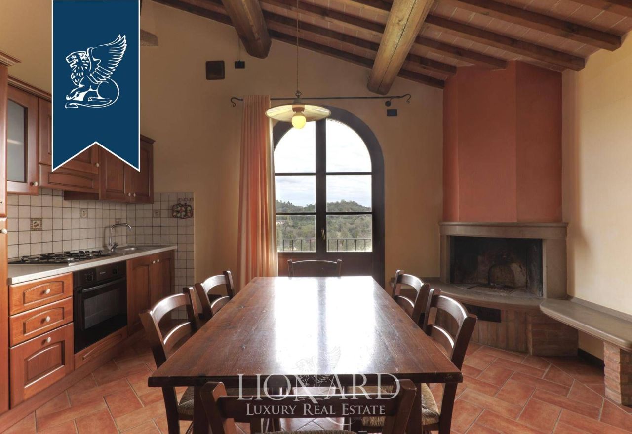 Ферма в Понтедере, Италия, 2 100 м² - фото 14