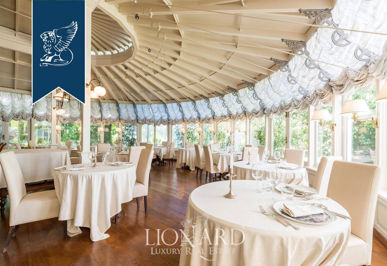 Отель, гостиница в Лукке, Италия, 1 200 м² - фото 14