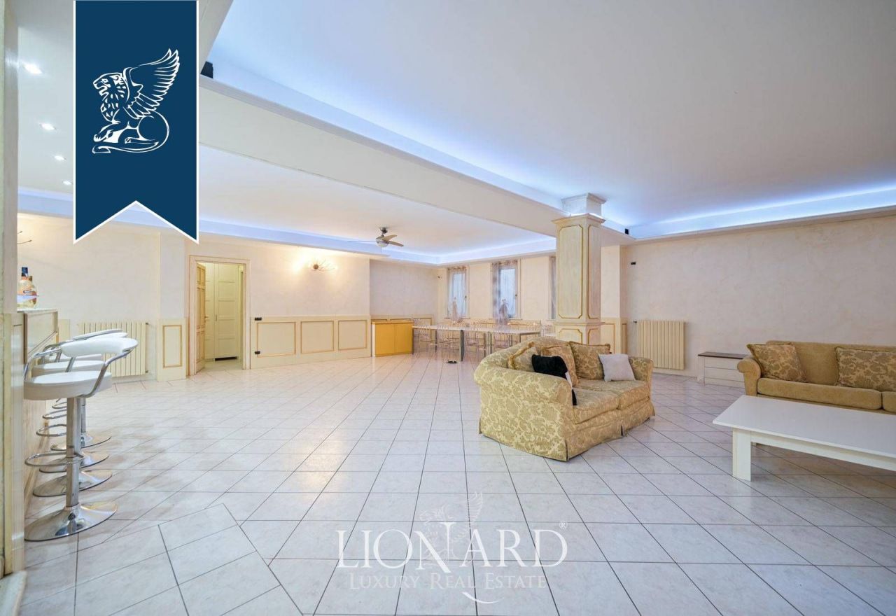 Вилла в Милане, Италия, 1 284 м² - фото 14