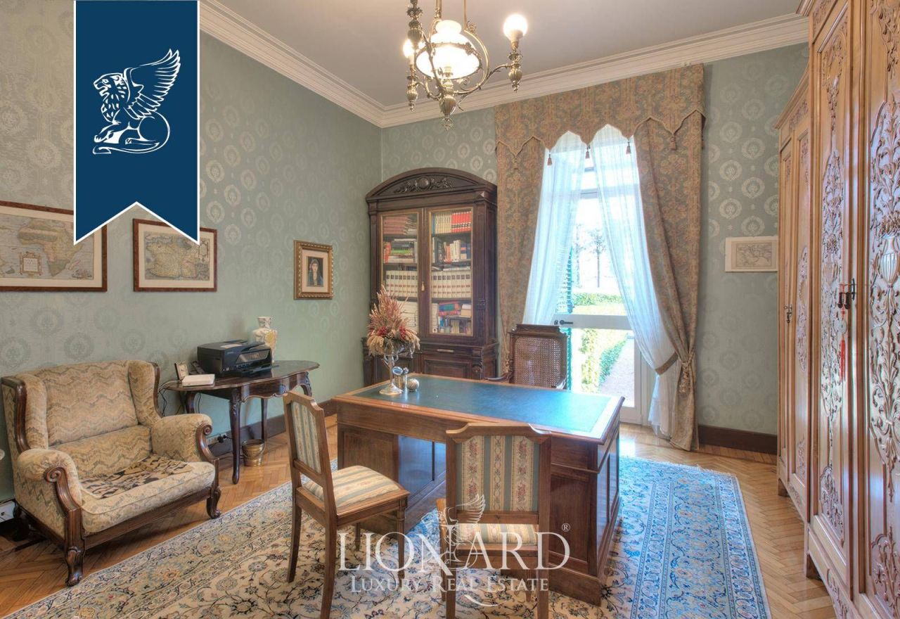 Вилла в Милане, Италия, 560 м² - фото 14