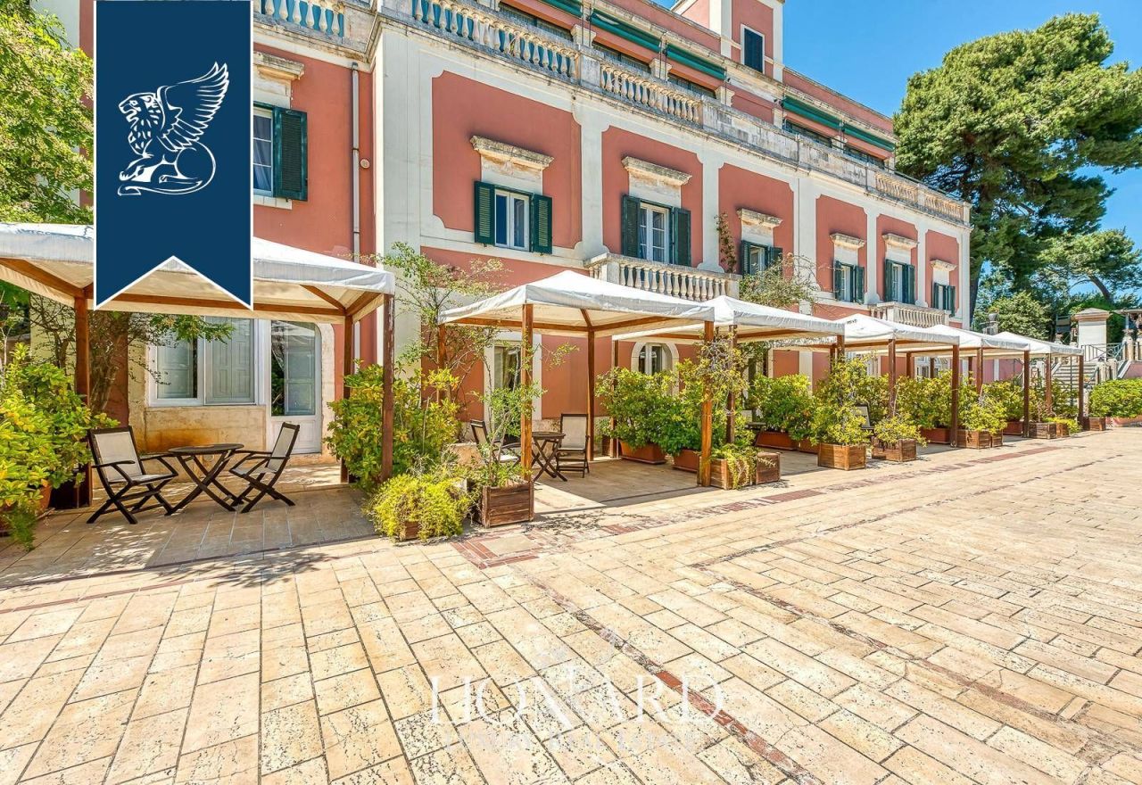 Вилла в Остуни, Италия, 2 000 м² - фото 14