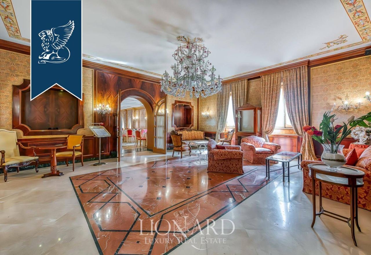 Отель, гостиница в Риме, Италия, 2 950 м² - фото 14