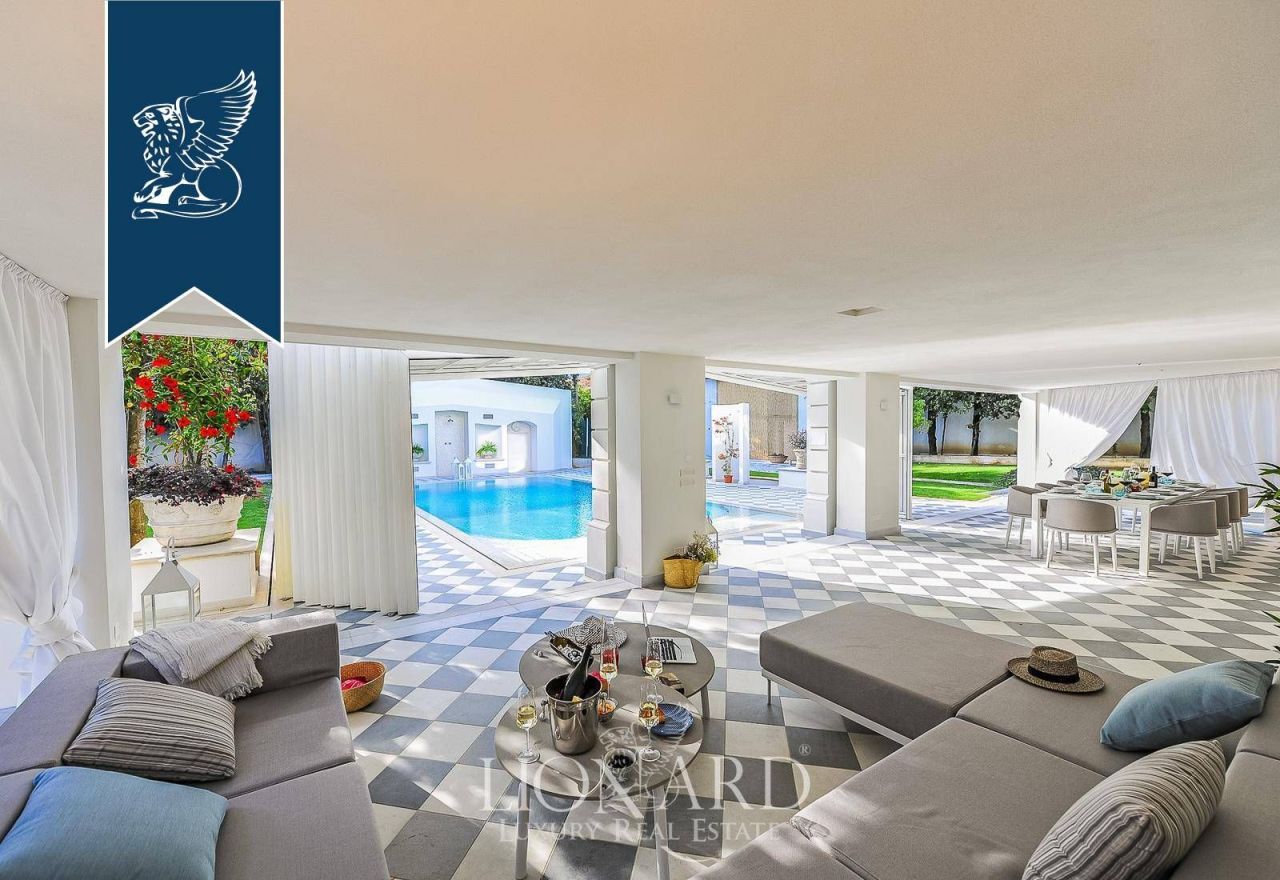 Вилла во Флоренции, Италия, 750 м² - фото 14