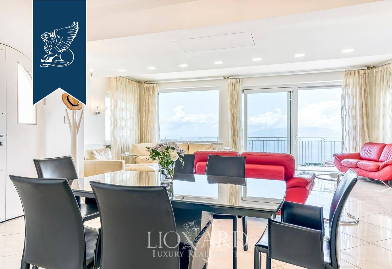 Вилла в Неаполе, Италия, 430 м² - фото 14