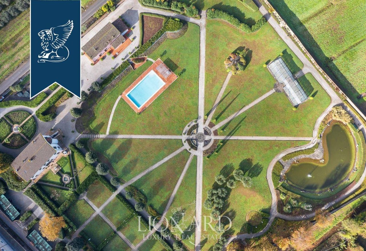 Вилла в Капаннори, Италия, 1 300 м² - фото 14