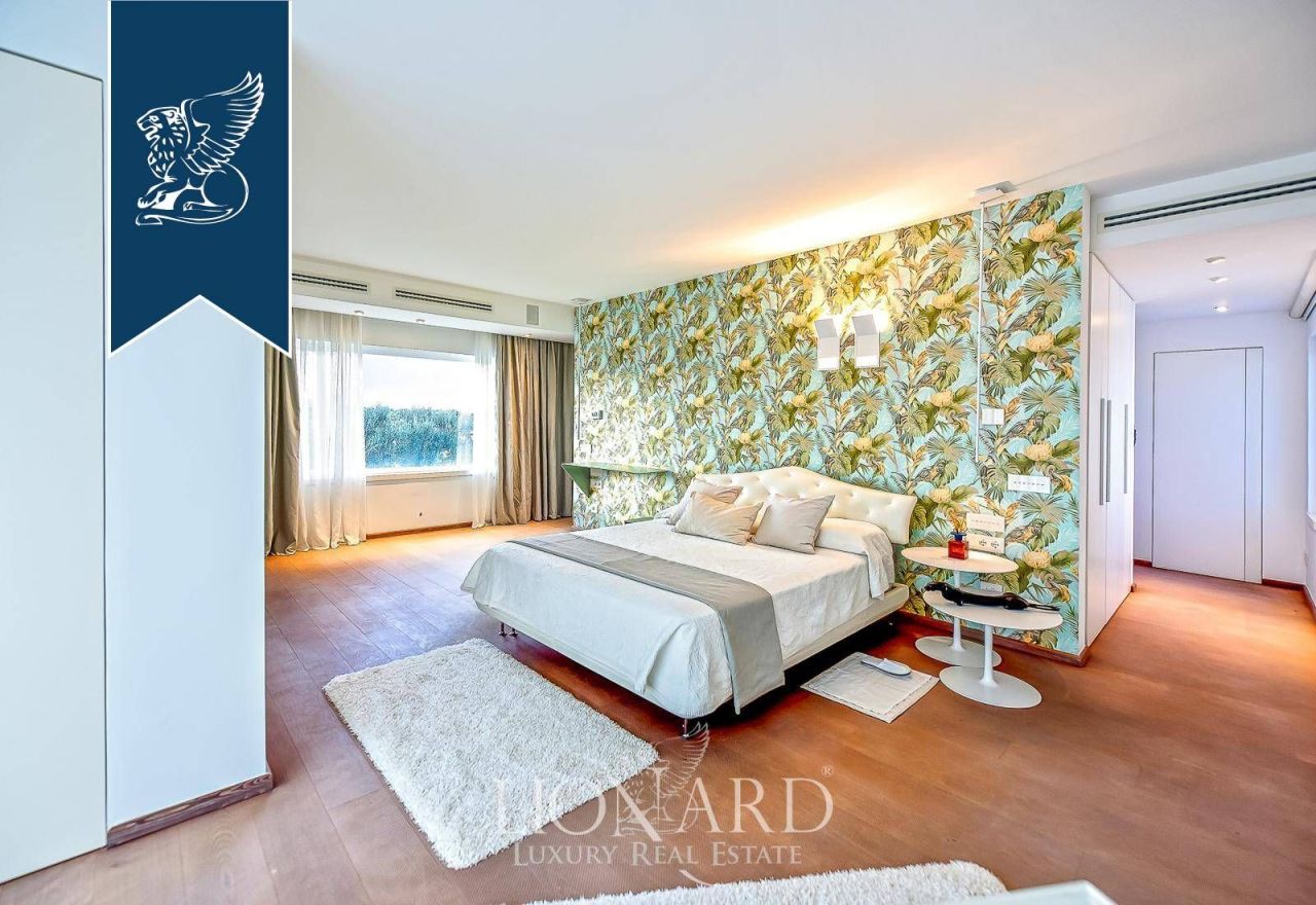 Вилла в Монополи, Италия, 500 м² - фото 14