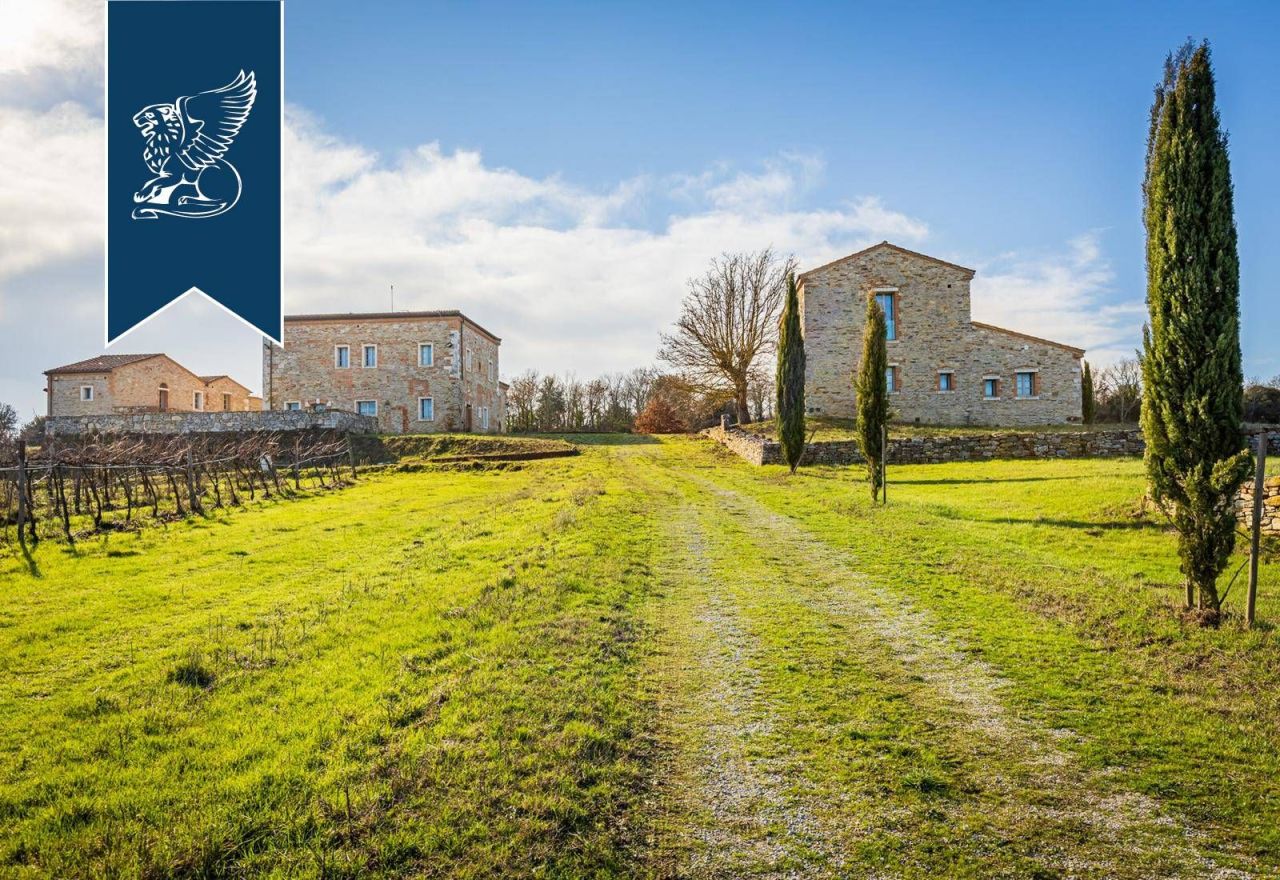 Ферма в Сиене, Италия, 1 400 м² - фото 14