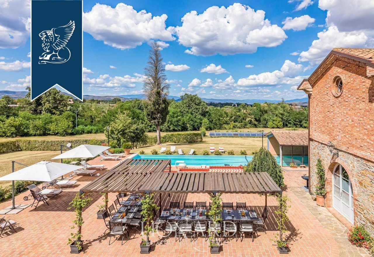 Вилла в Ареццо, Италия, 1 200 м² - фото 14