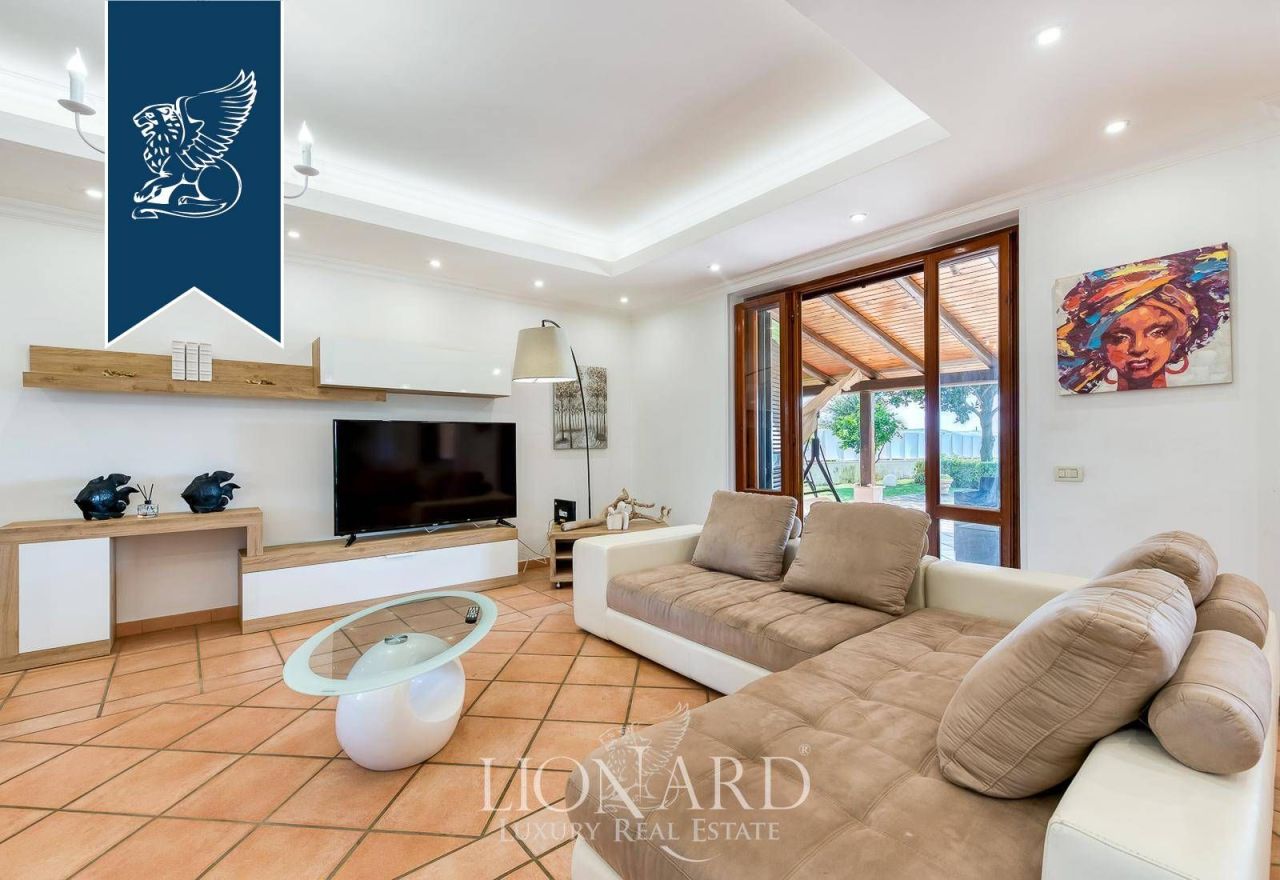 Вилла в Сан-Феличе-Чирчео, Италия, 600 м² - фото 14