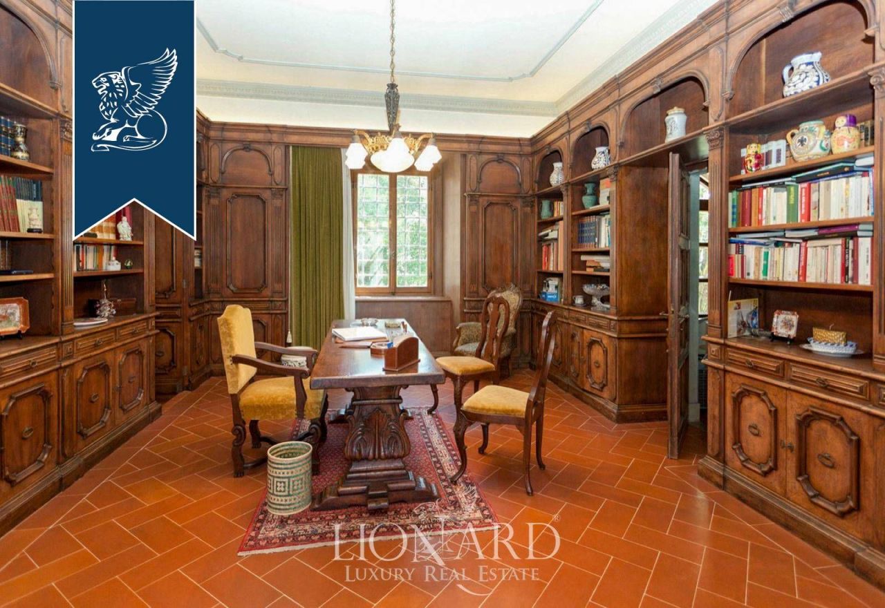 Вилла во Флоренции, Италия, 3 400 м² - фото 14